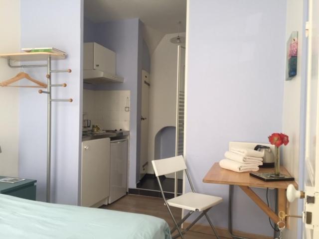 Chambre Saint-Sauveur Les Andelys Esterno foto