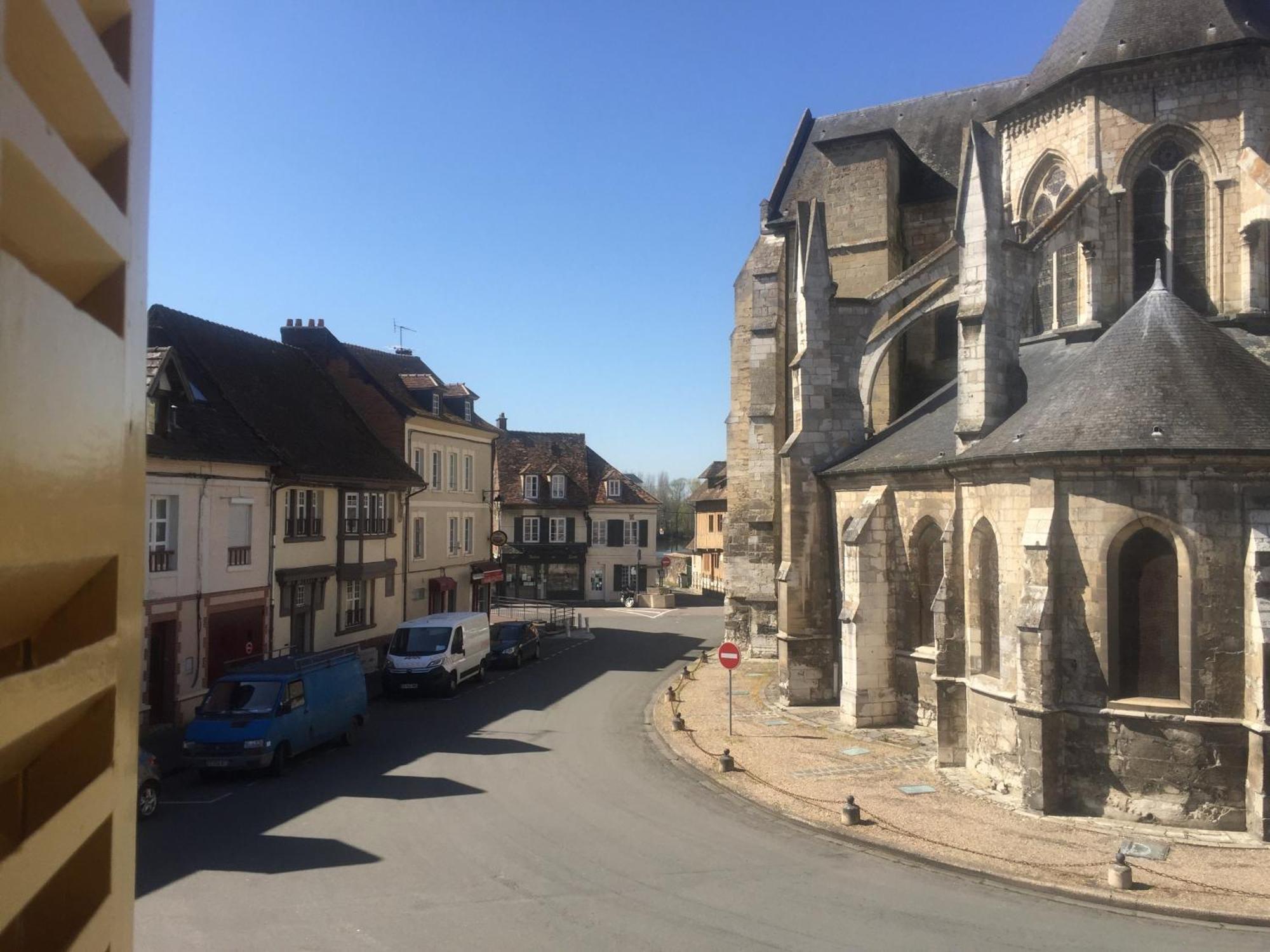 Chambre Saint-Sauveur Les Andelys Esterno foto